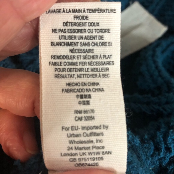 Free People Blue Tierra Cable-Knit Sweater Sz S Chunky Boho Hoodie Oversized - Picture 11 of 12